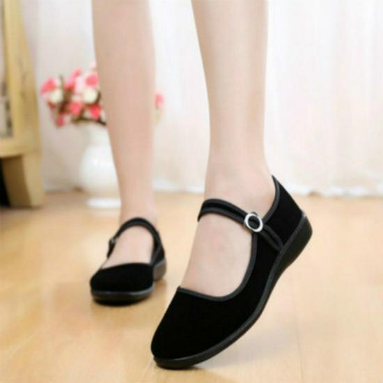 

Женские черные туфли из ткани Old Beijing с подошвой из коровьей кожи — повседневный рабочий стиль Running volume generation; 38