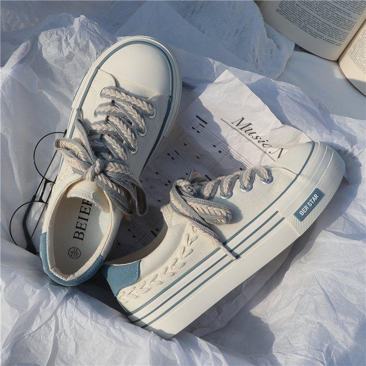 White Shoes for Women  Spring New Breathable Student Sneakers Korean Style Heightened Platform Shoes Casual Shoes Women's Board Shoes