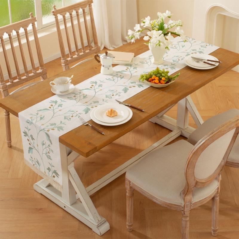 Soft Polyester Table Runner for Dining Table Decoration Natural Feel Easy Cleaning Sturdy Home Accent