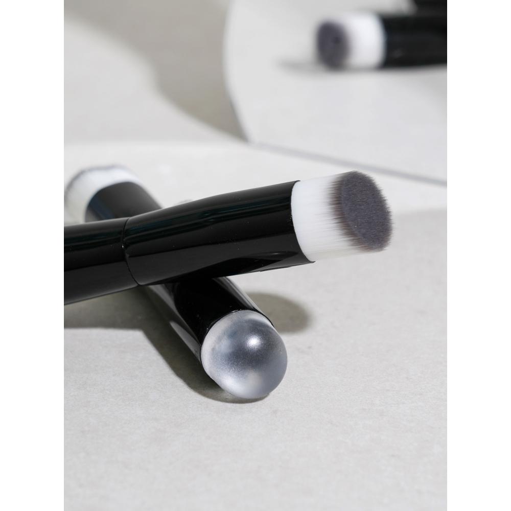 Daiso Soft Tip Concealer Duo Multi Brush