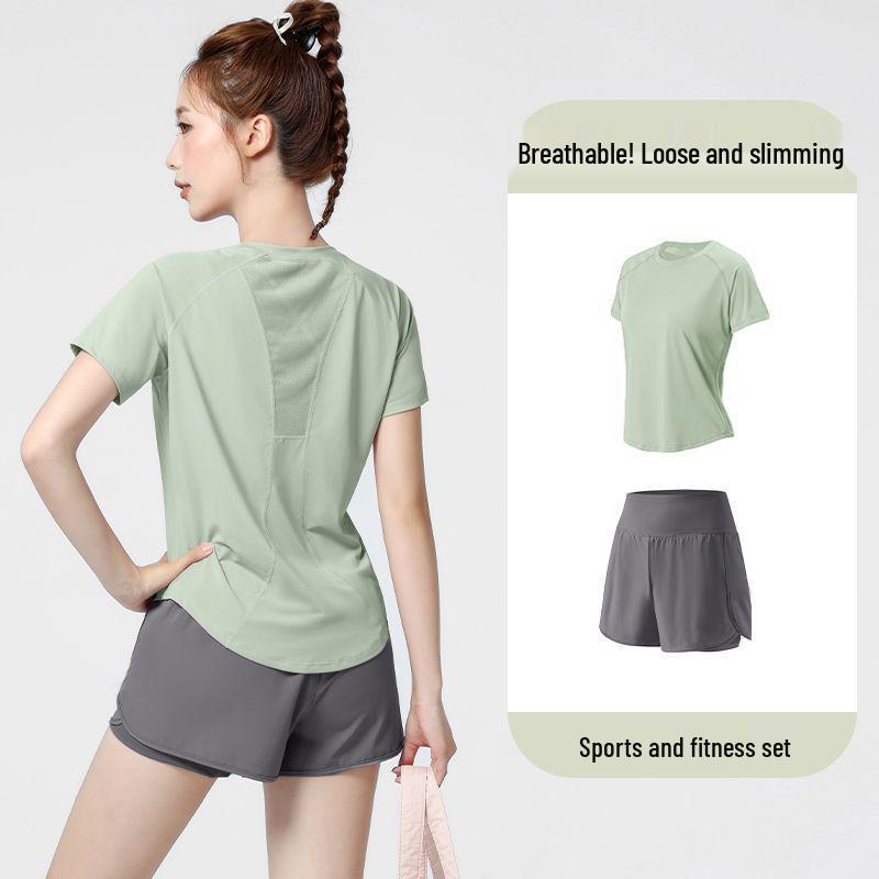 Plus Size Quick-Dry Loose Fit Yoga & Sports Suit: Elastic Short Sleeve T-Shirt & Shorts