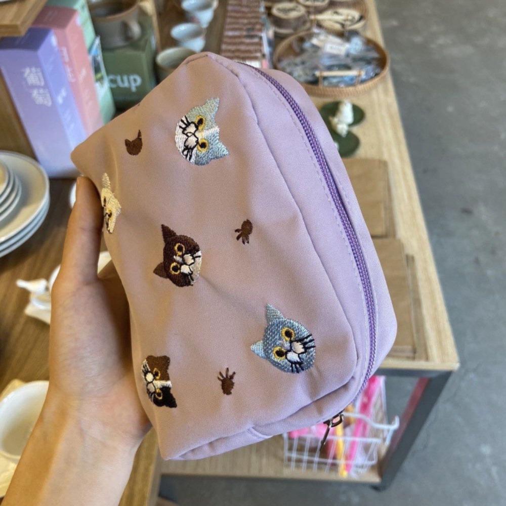 

Cute Cat Embroidery Cosmetic Bag Cartoon Nylon Makeup Bag Lipstick Organizer Cases Student