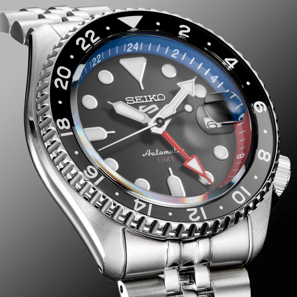 Seiko 5 Sports SSK019K1 Herren-Automatikuhr mit anthrazitfarbenem Zifferblatt