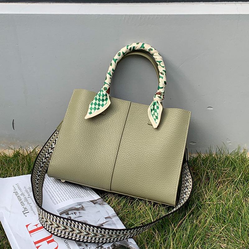 Leather women's bag casual crossbody shoulder bag portable niche large capacity women's high-end tote bag fashion