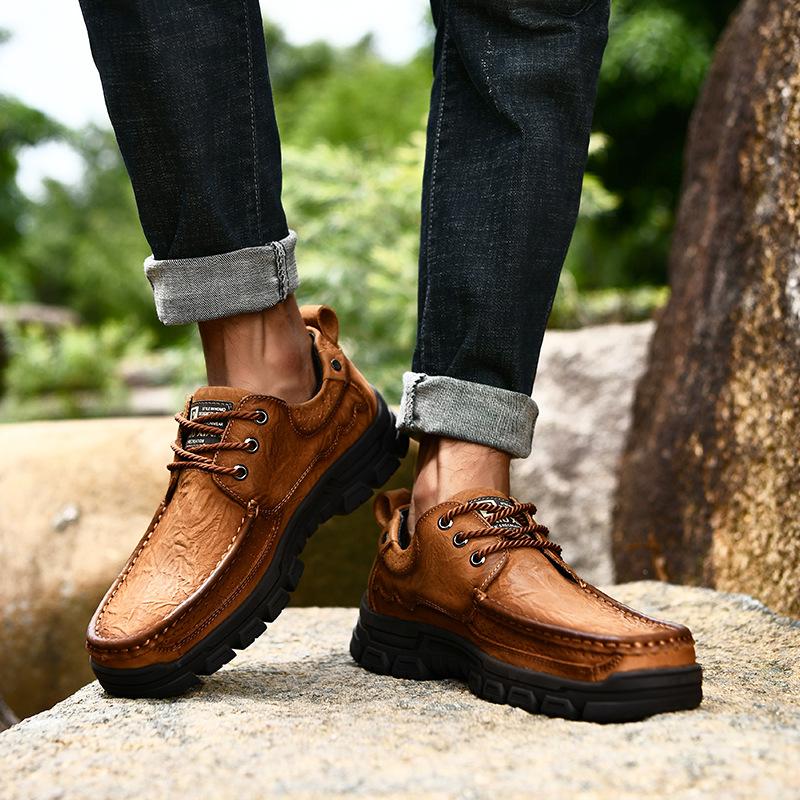 Erste Schicht Rindsleder 2025 neue Herrenschuhe Outdoor rutschfeste Freizeitschuhe atmungsaktive Arbeitsschuhe Bergschuhe verschleißfeste Papaschuhe