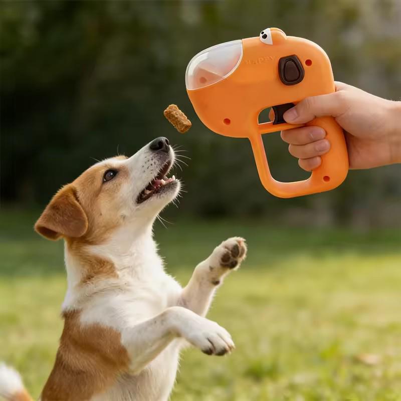 One Click Pet Treat Launcher Large Capacity Freeze Dried Food Gun Interactive IQ Training Leaky Feeder Portable Toy For Dogs Cats Pet Supplies