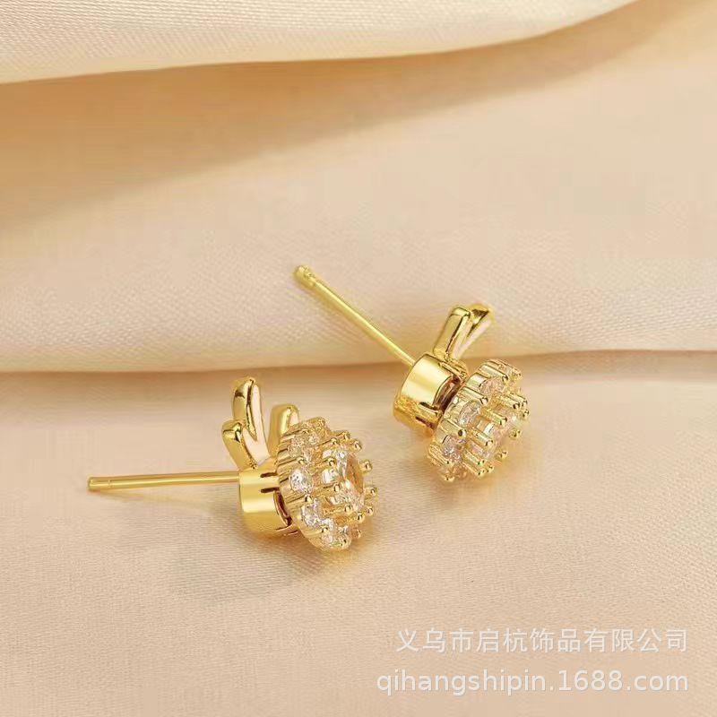 Rotating Dragon Necklace Women'S Light Luxury Personality Versatile Jewelry