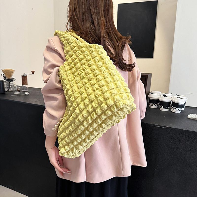 Trendy And Stylish Cotton Bucket Tote Bag For Women Chic Casual Design And Versatile Use