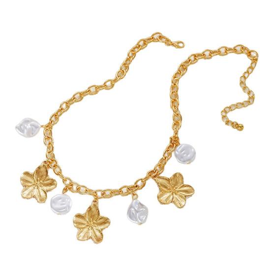Yousheng Baroque Faux Pearl Statement Necklace with Vintage Flower Pendant Irregular Natural Pearl Pearl Chain for Women Elegant Alloy Jewelry for золотистый