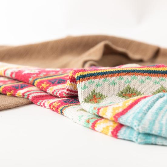 5 Paar Weihnachtssocken für Damen, hochelastisch, dick, weich, Kälteschutz, Winter, warm, mittlere Röhre, Damensocken