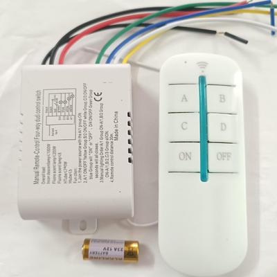 220V Universeller Vierfach-Digital-Fernbedienungsschalter für den Haushaltsgebrauch