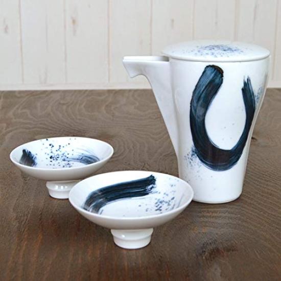 Dag Arita-porselen Sake-sett med Tokkuri og Ochoko En perfekt dagsgave med et kort fra Laget i Farsgavekopper. Fars Ryumon. Japan.