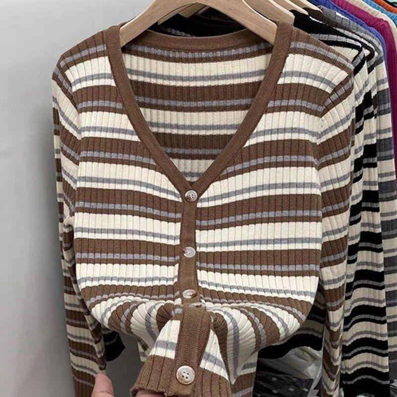 

Early Fall Winter Short V Neck Striped Top Thin Outerwear Sweater Knit Cardigan Women Inner Layer S хакі