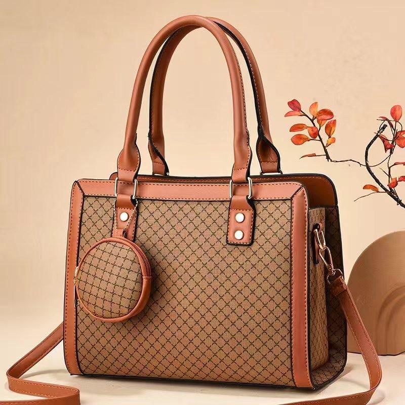 

Vintage Inspired Fashionable Medium Sized Pu Tote Bag With Unique Print And Zipper Closure жовтий