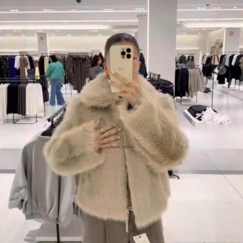 Womens Faux Fur Jacket Loose Fit Winter 2025 Street Style Versatile Outerwear
