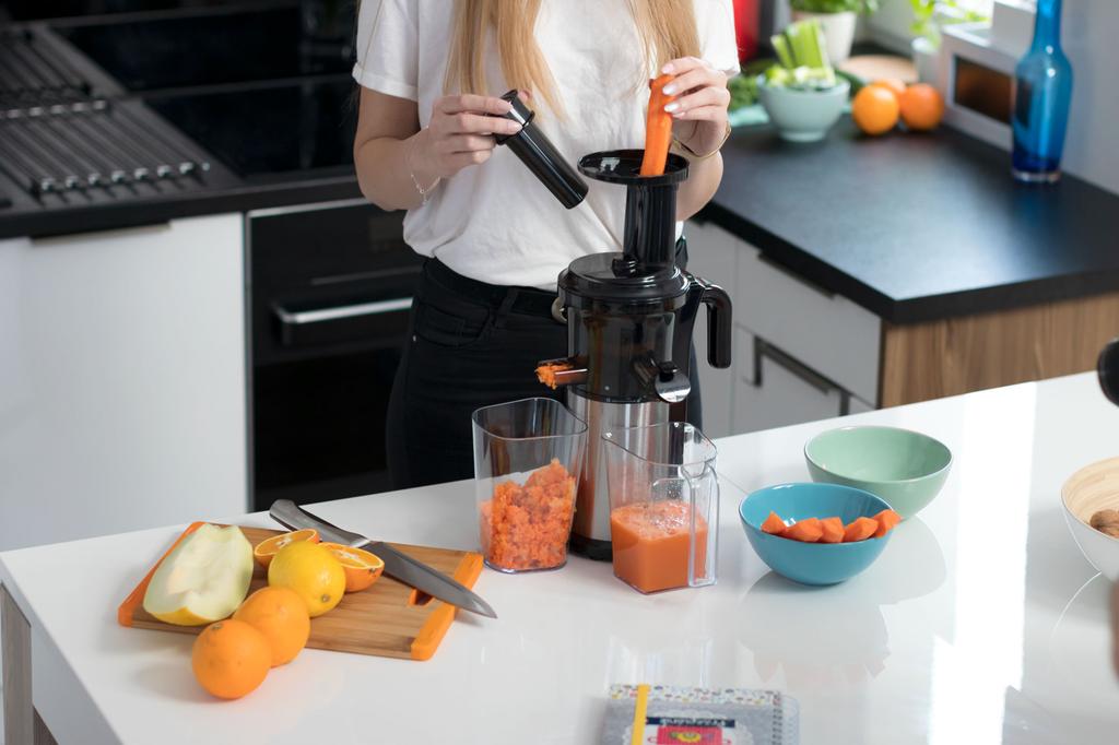 Extracteur de jus lent Teesa 200W