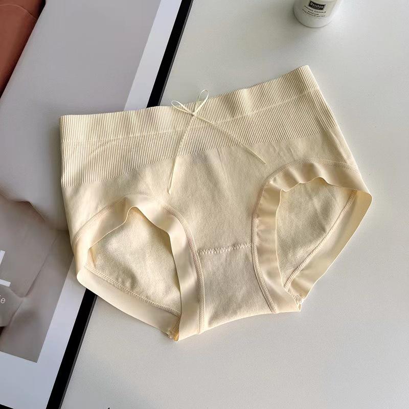 

Женское бесшовное нижнее белье из чистого хлопка со средней высокой посадкой - Мягкое и удобное Cream White