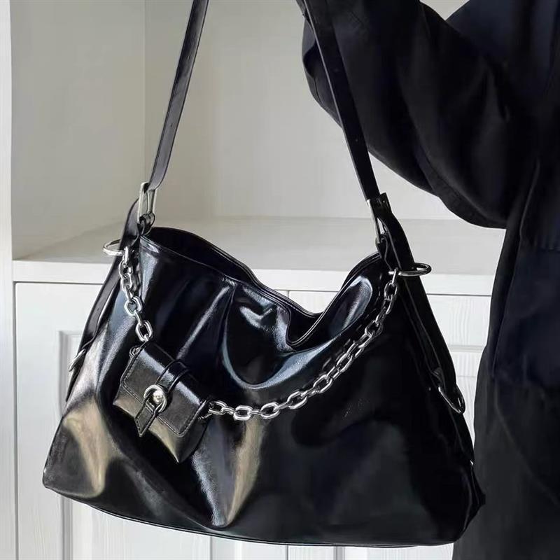 

Сумка через подмышку Premium sense simple, сумка через плечо, весна и лето, новая женская сумка, модная, большой емкости, сумка-мессенджер чёрный