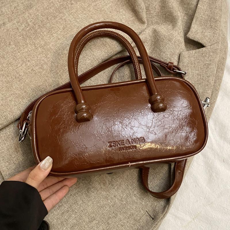 Ielgy Premium Texture Retro Portable Autumn Winter All-Match Pillow Bag Commuter Shoulder Messenger Bag