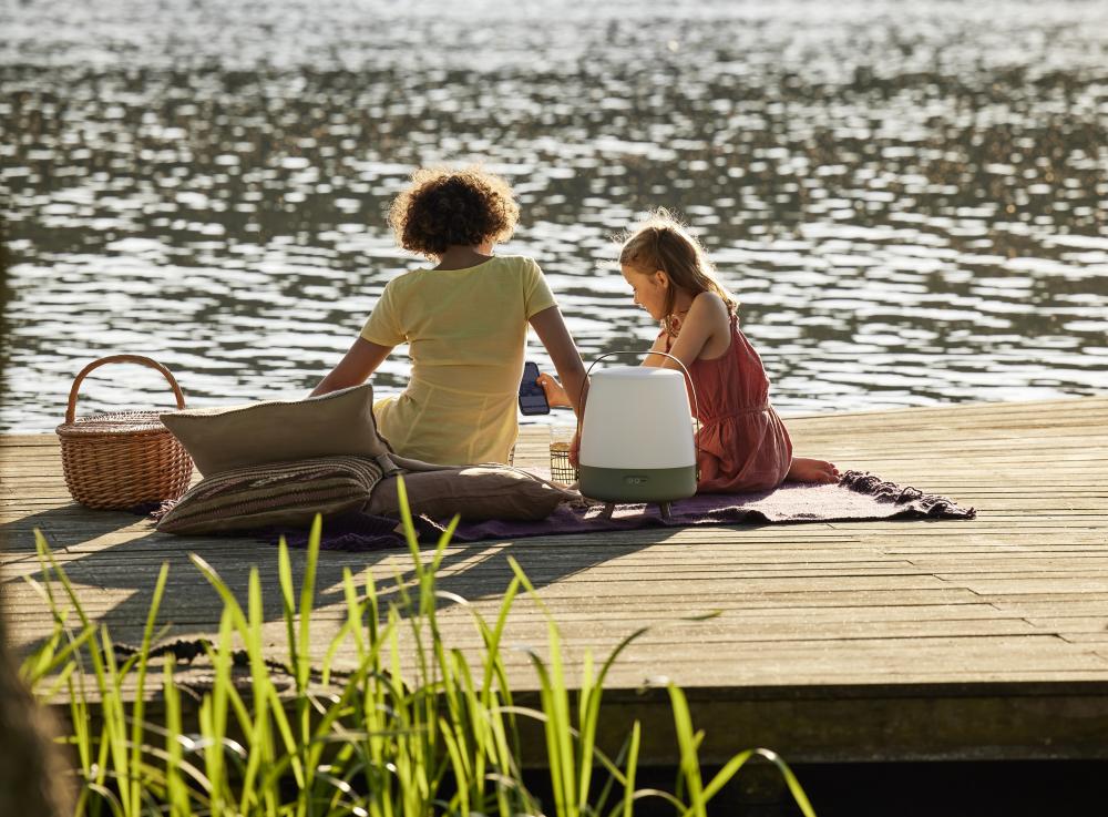 Kooduu - Lite-up Play 2.0 LED Lamp with Built-in Bluetooth Speaker (sound by JBL), Sand, Kooduu