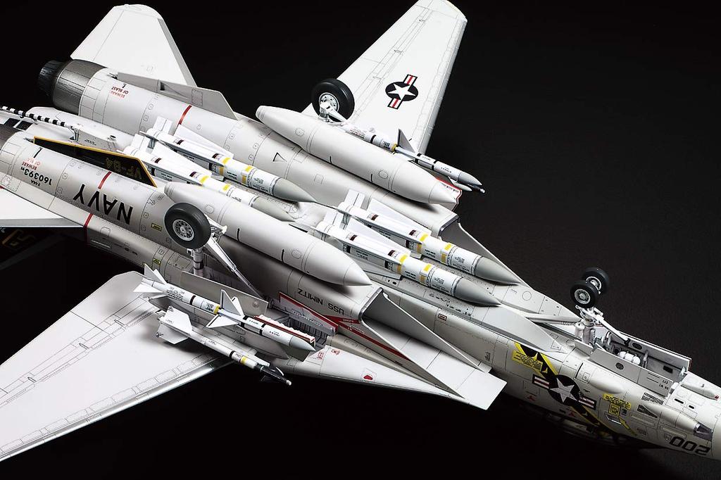 Tamiya 1/48 Masterpiece Aircraft Series No. 114 Grumman F-14A Tomcat Plastic Model 61114