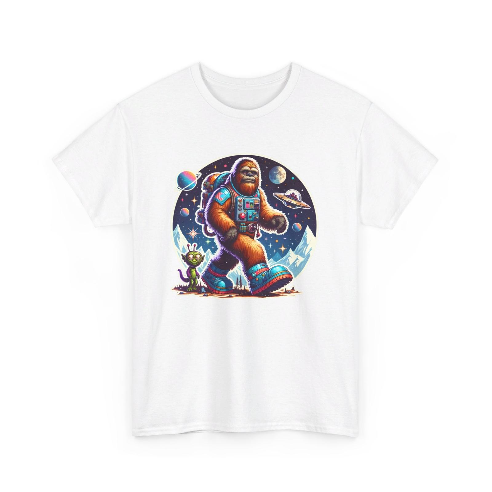 Unisex Adult T Shirt Retro Space Sasquatch Bigfoot Alien Sci Fi Gift Funny Tee S разноцветный
