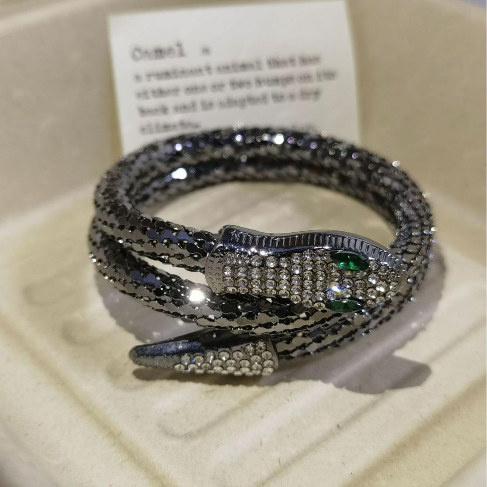 

Уникальный унисекс-браслет в стиле панк, обернутый змеей: Сплав с инкрустацией стразами, Винтажный- Браслет One Size чёрный