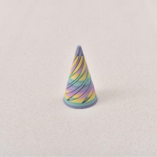 3D Printed Spiral Cone Helix Pyramid Fidget Toy Passthrough Illusion Sculpture Stress Relief Fingertip Decompression Toy