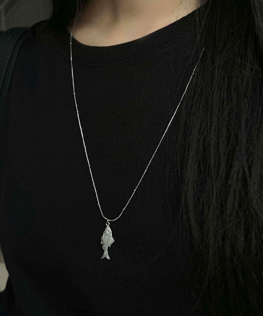 Moiremoa Dear Fish Pendant Necklace