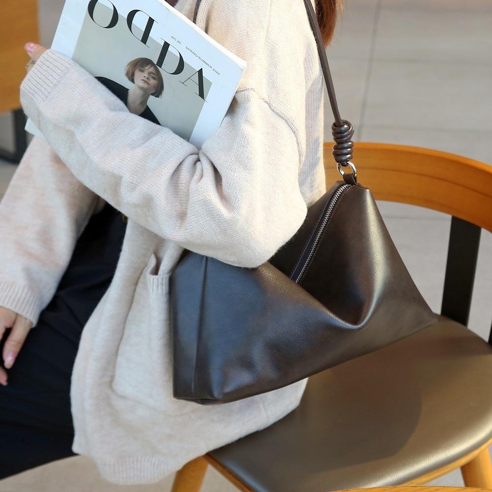Sac aisselle en cuir véritable Sac à bandoulière croisé à une épaule à la mode