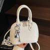 New Niche Design Fashionable Portable Shell Bag Women's Versatile Commuter Spice Girl Style Casual Texture Messenger Bag