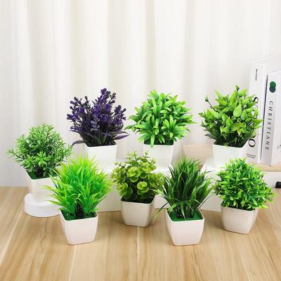 1 stücke Künstliche Mini Topfpflanzen Gefälschte Pflanze Ornamente für Dekoration Häuser Restaurants Tischplatten Fensterbänke Bücherregale