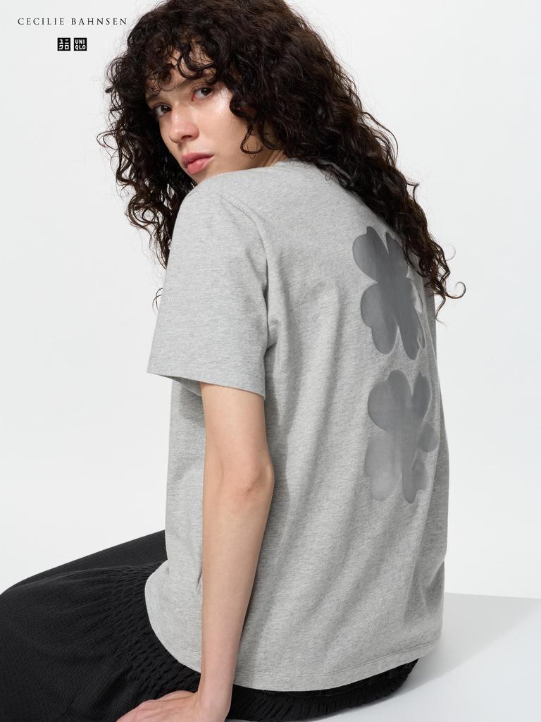 Uniqlo Japan Graphic T