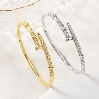 Luxurious Fashion Style Bracelet Set with Zircon Copper Snake Tail Style Staggered Open Bracelet Jewelry
