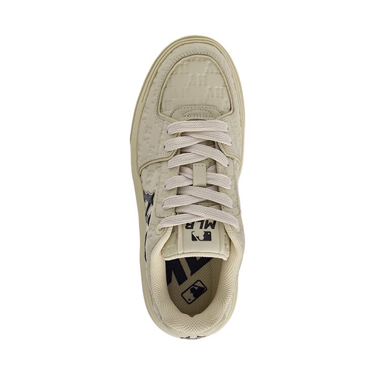 MLB New York Yankees Slip Resistant Abrasion Resistant Low top Skateboard Shoes Unisex Ivory 3ASXE015N-50CRS