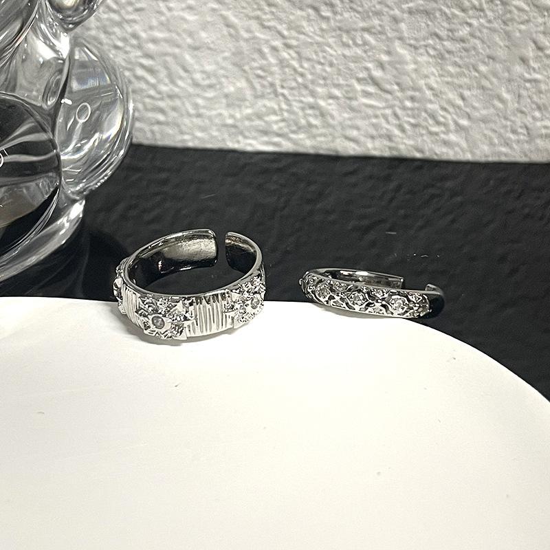 Fashion Temperament Index Finger Ring Personality Zircon Niche Design High Sense Retro Couple Ring