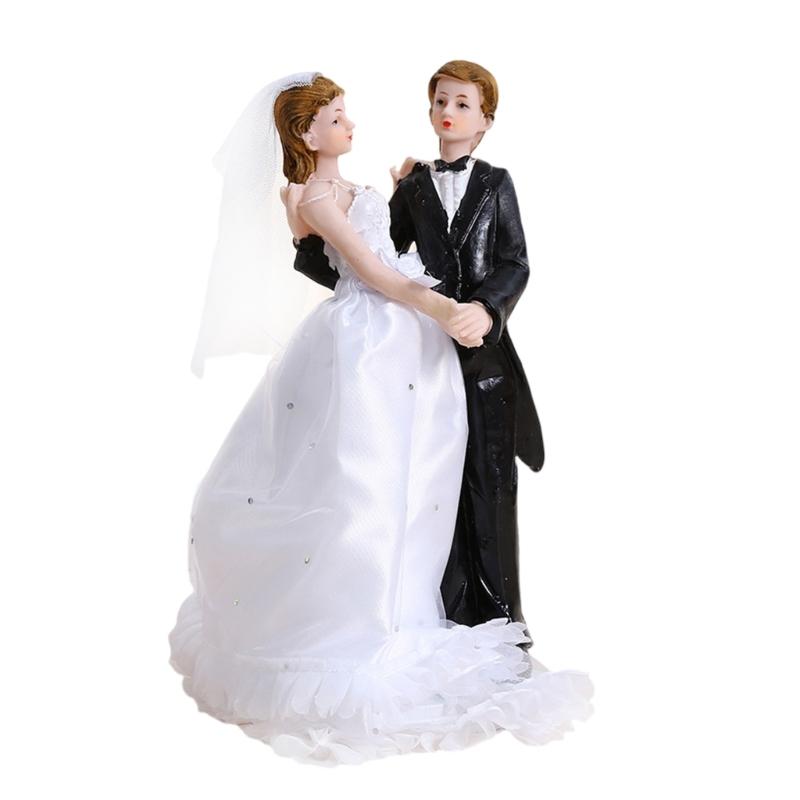 

Resin Couple Figurine Wedding Cake Decoration For Anniversary Party Durable Friendly Home Display