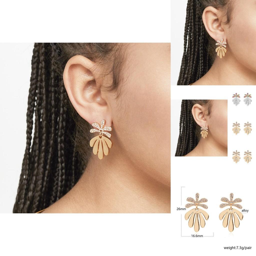 Delicate Leaf Stud Earrings Chic Alloy Design In Gold And Silver Perfect For Celebrations