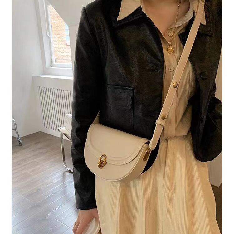 Высококачественная однотонная седельная сумка — фото 3