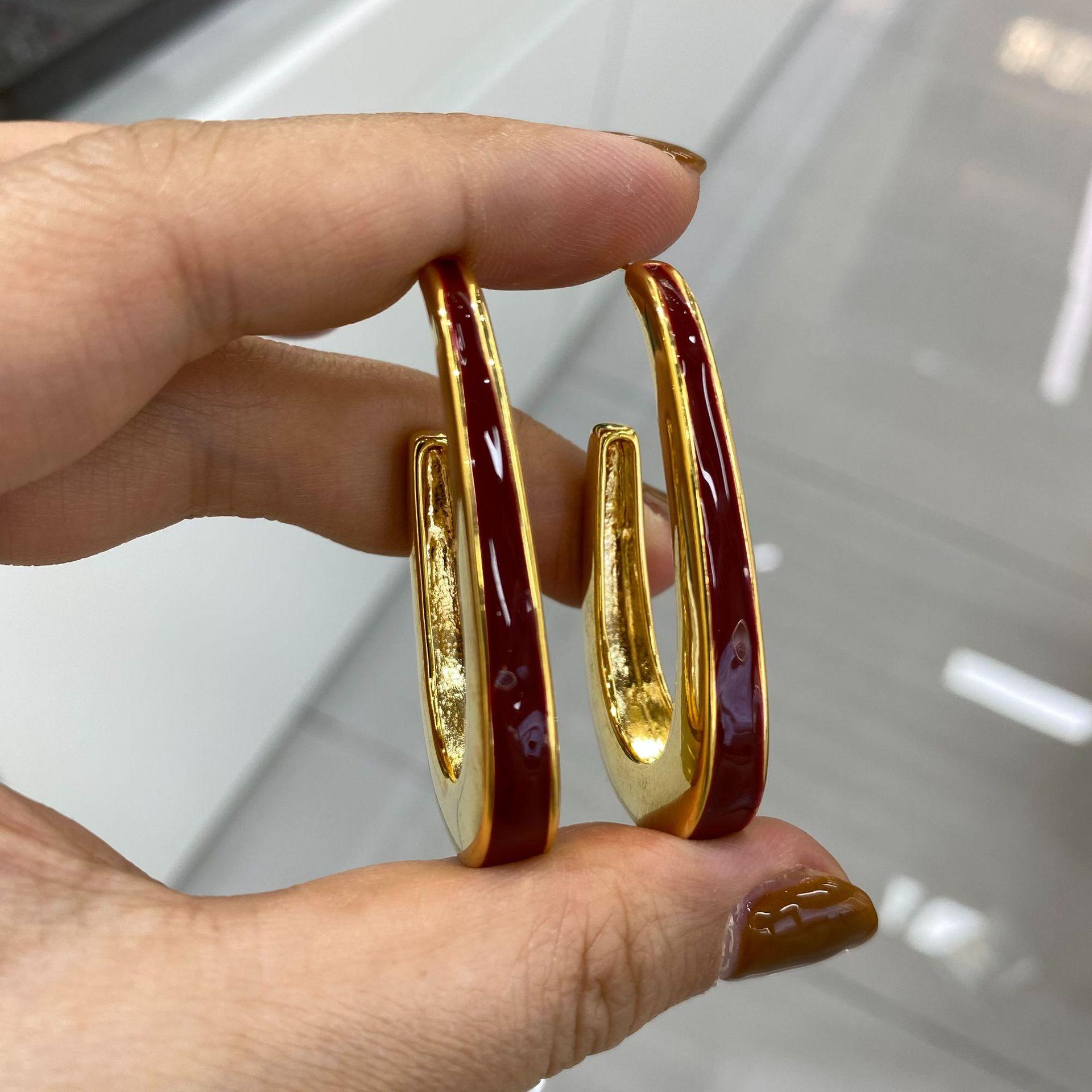 

Exaggerated Personality Fashion Exquisite Stud Earrings Fashion Light Luxury High-End Glossy Gold Earrings Jewelry Women вино красного