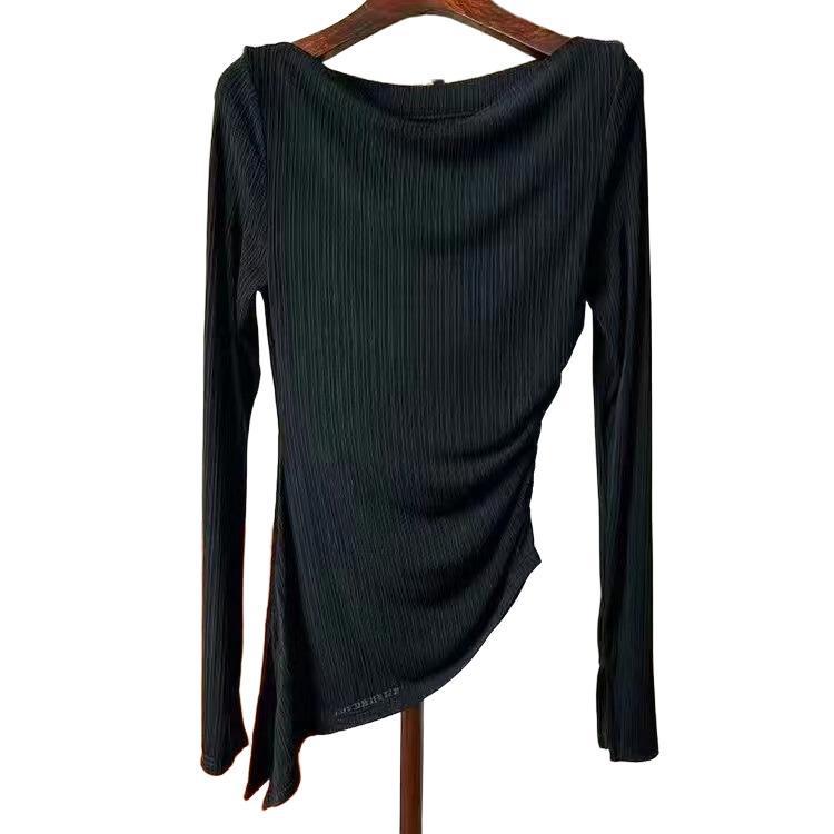 Stilvolles Damen-Shirt mit Wasserfallausschnitt, Slim Fit, unregelmäßigem Saum und geraffter Taille