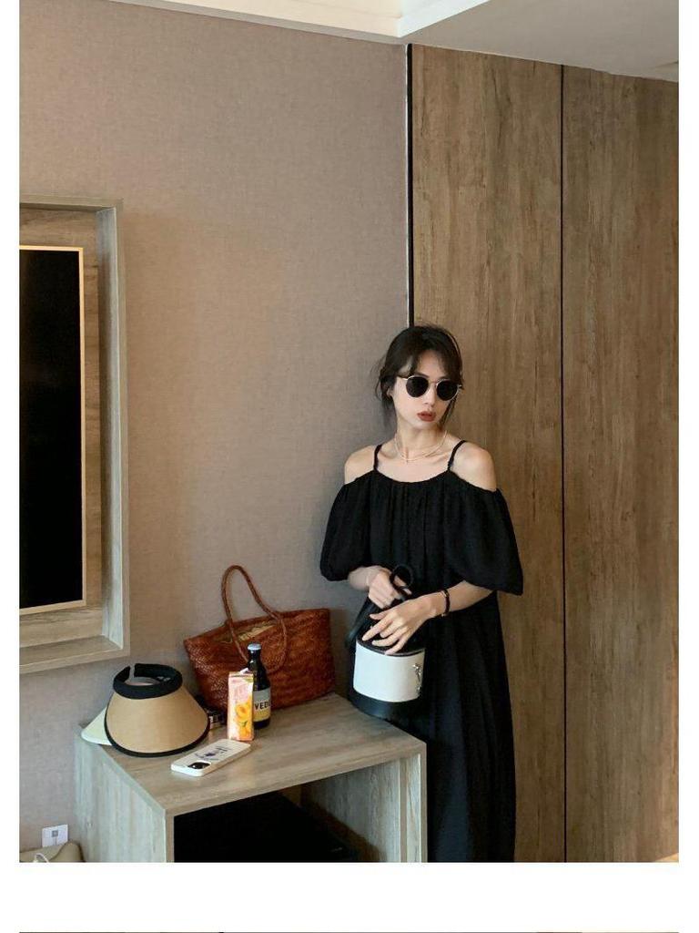 Women's Summer 2025 Green Spaghetti Strap Off-the-Shoulder Maxi Dress - Elegant French Beachwear