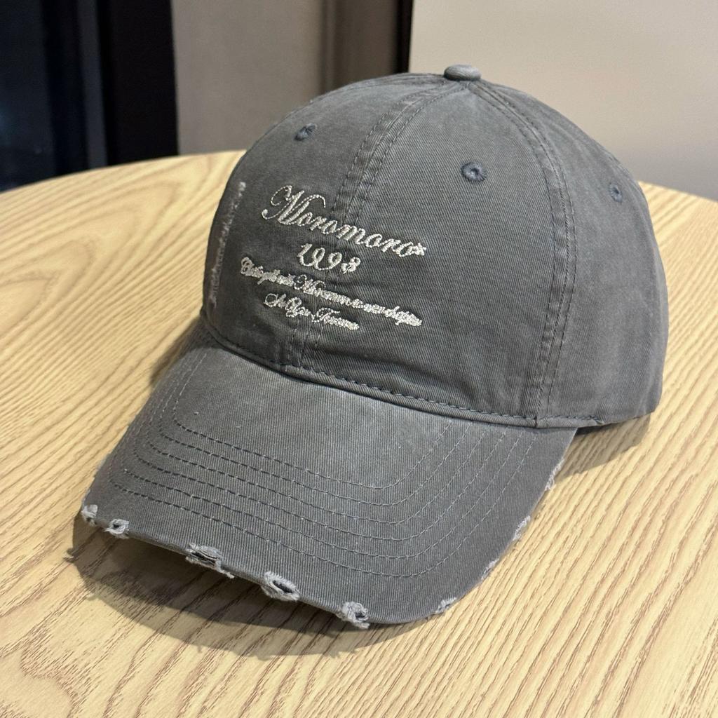 New Letter Hole Baseball Cap Youth Fashion Street Youth Curved Brim Hat Korean Style Fashionable Face Small Peaked Cap