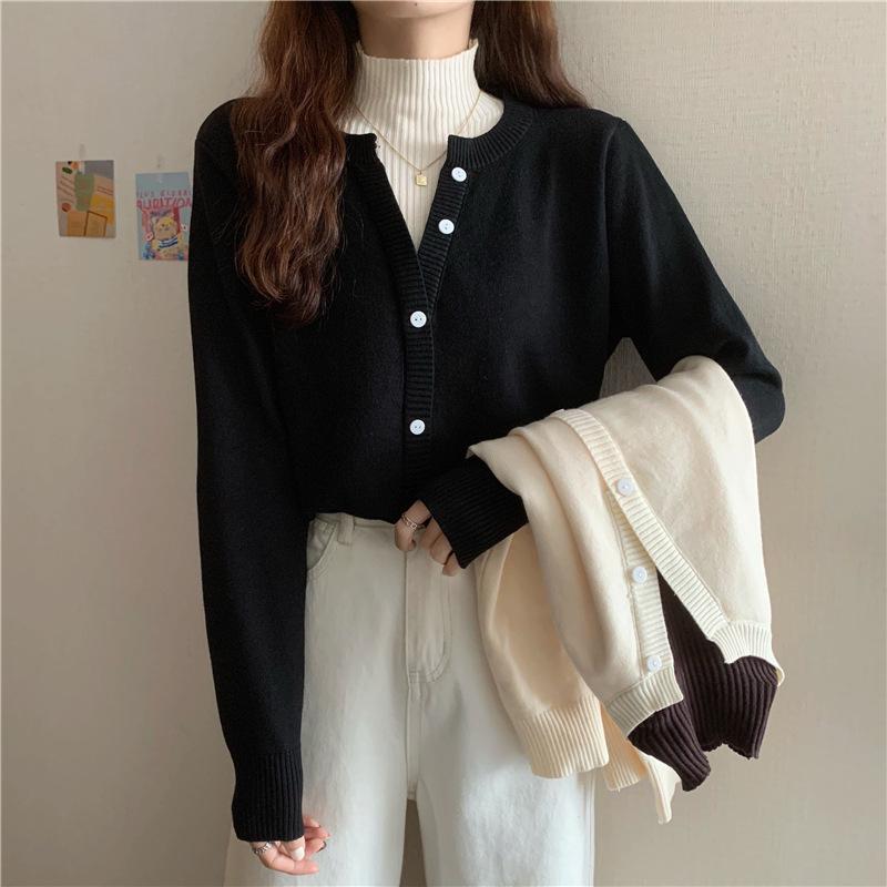 Women's Faux Two-Piece Sweater: Autumn/Winter Long-Sleeve Korean Style Semi-High Neck Knitwear