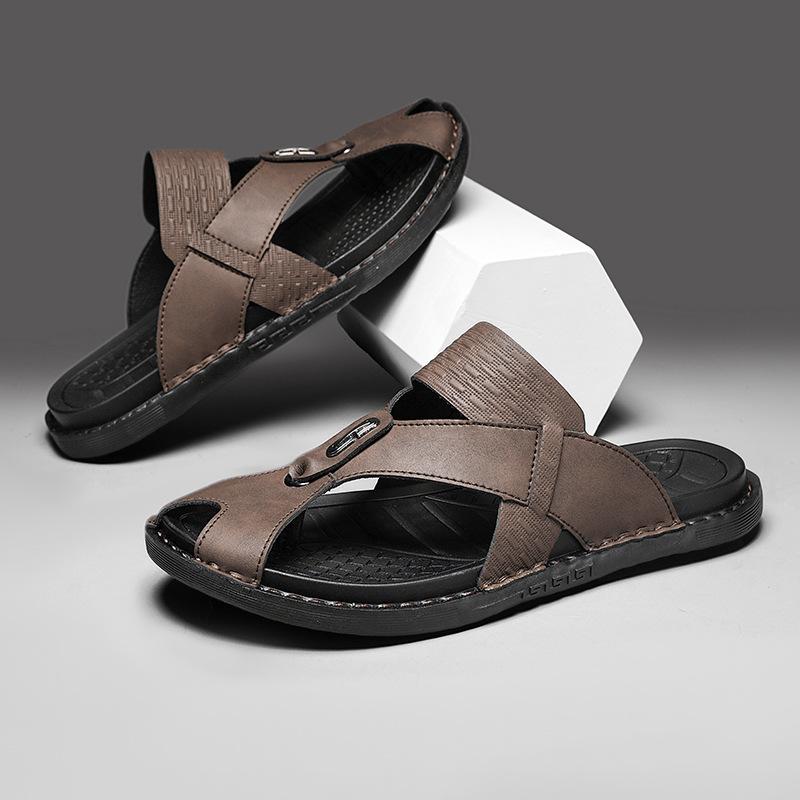 Große Flip-Flops sind im Sommer trendy, neue Oberbekleidung, atmungsaktiv, geruchshemmend, Fuß clipping, coole Strandpantoffeln, weiche Sohle und rutschfest.