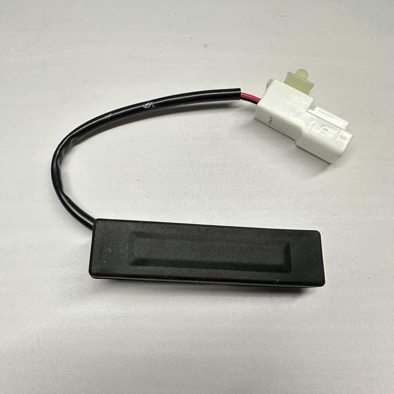 New Car Trunk Switch Tailgate Opening Button Rear Door Lock Boot Release Switch For Hyundai I20 81260-1J600 812601J600