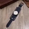 Retro Style Adjustable Cowhide Bracelet Watch - Trendy Unisex Accessory