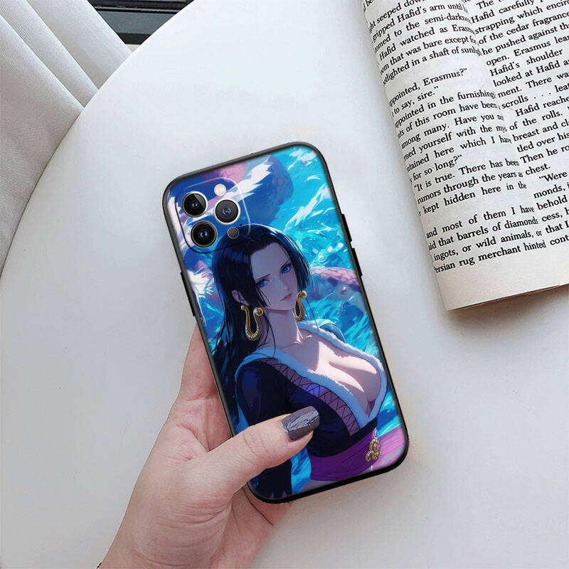 MH111 One Piece Boa Hancock Phone Case for Motorola Moto Edge 60 60s 70 G86 G56 G54 E14 G04S G45 G54 G64 S30 S50 X30 X40 X50 Pro Power Tylus