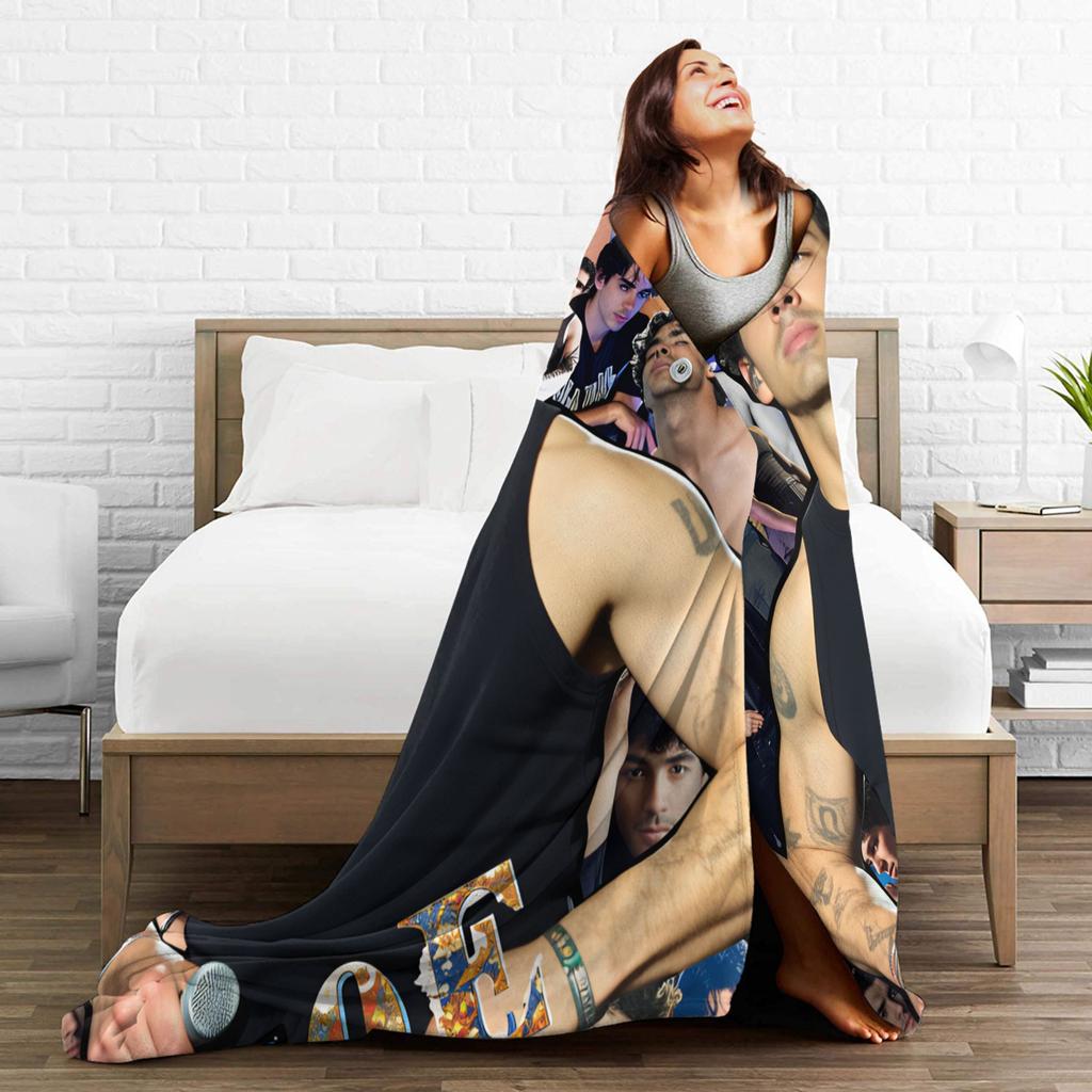 Joe Jonas  Plush Blanket Boy Girl J-Jonas Brothers  Flannel Throw Blanket For Couch Chair Sofa Bed Soft Warm Quality Bedspread