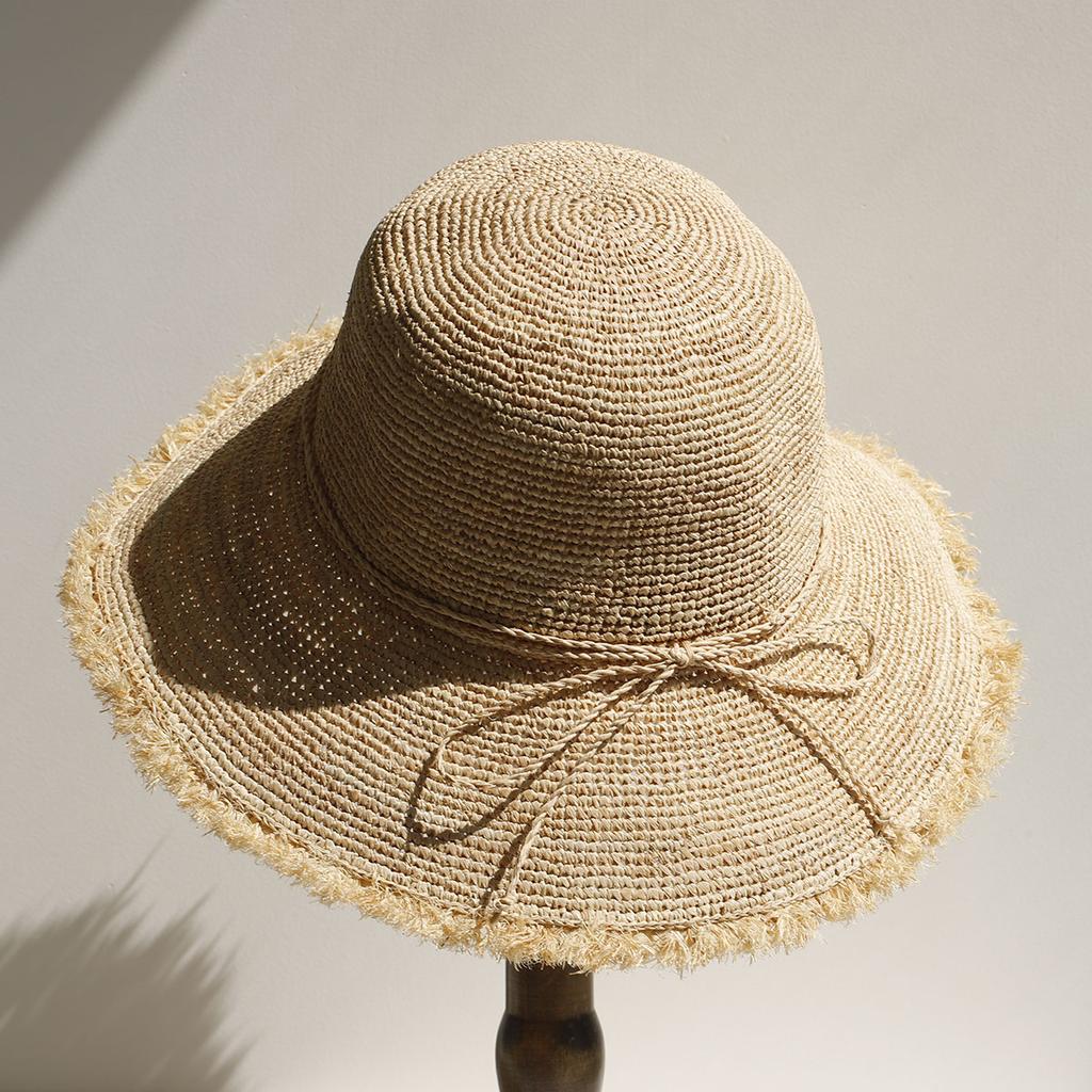 2026 New Fashion Extra Fine Raffia Straw Hat Summer Sun Hat for Women with Large Brim Handmade Rollable Straw Hat